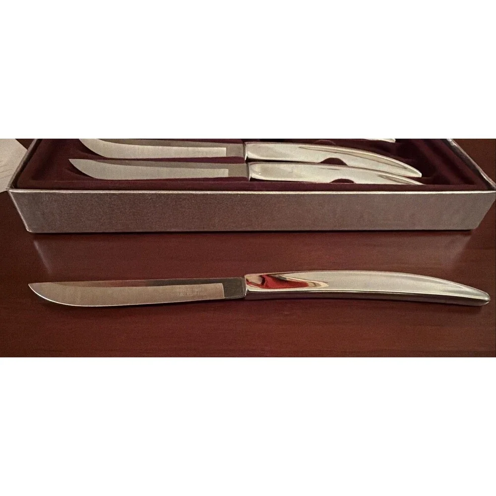 Carvel Hall Stainless Steel Steak Knives Vintage Set/8 In Box Made in USA.  EUC!